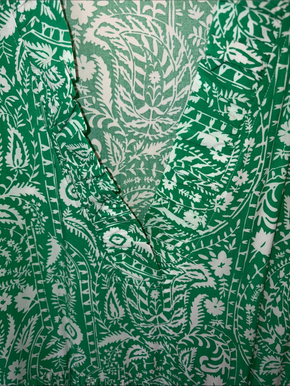 crown & ivy Green and White Floral Maxi Dress - Picture 4 of 7